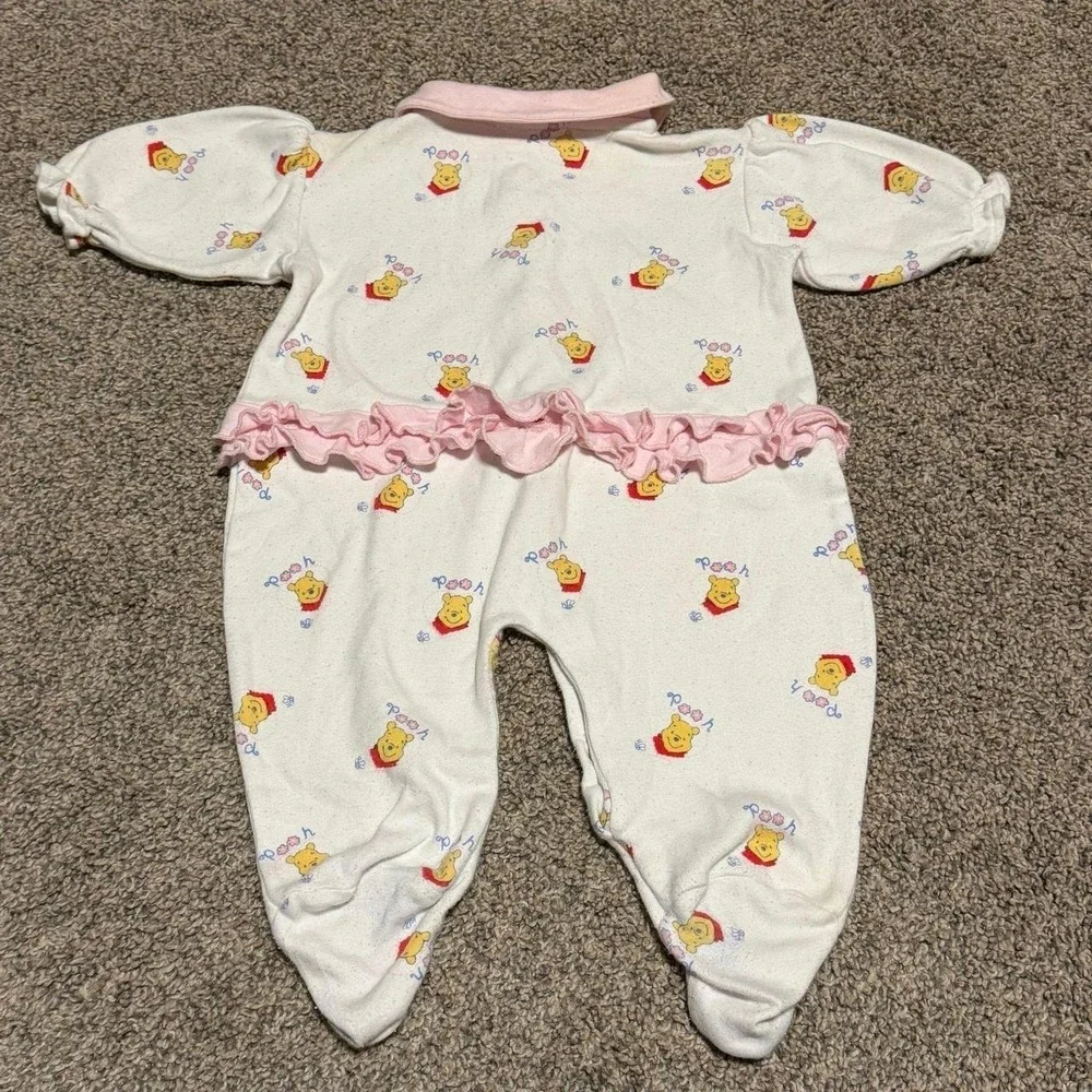 Vintage Disney Winnie The Pooh Baby Sleeper Pink White 0-3 Months Footed - Picture 6 of 6